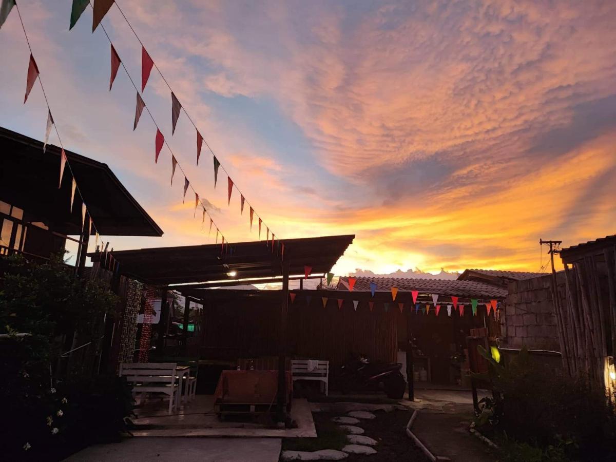 Topp Paiway Hostel ภายนอก รูปภาพ